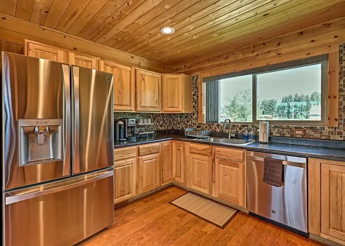 9 Mi To Rainbow Lake: Mtn Getaway W/ Bbq! Holiday home *