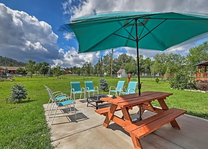 Holiday home 9 Mi To Rainbow Lake: Mtn Getaway W/ Bbq!