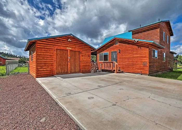 Holiday home 9 Mi To Rainbow Lake: Mtn Getaway W/ Bbq! *